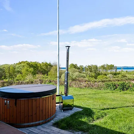 Stunning In With 4 Bedrooms And Wifi * Ebeltoft