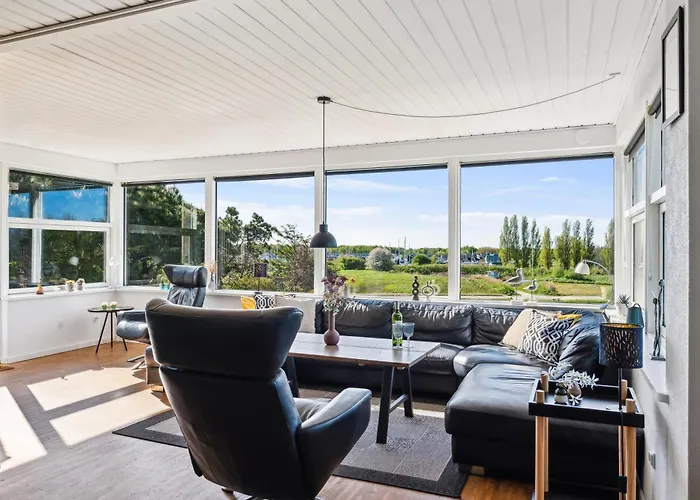 Stunning In With 4 Bedrooms And Wifi