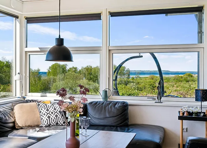 Stunning In With 4 Bedrooms And Wifi